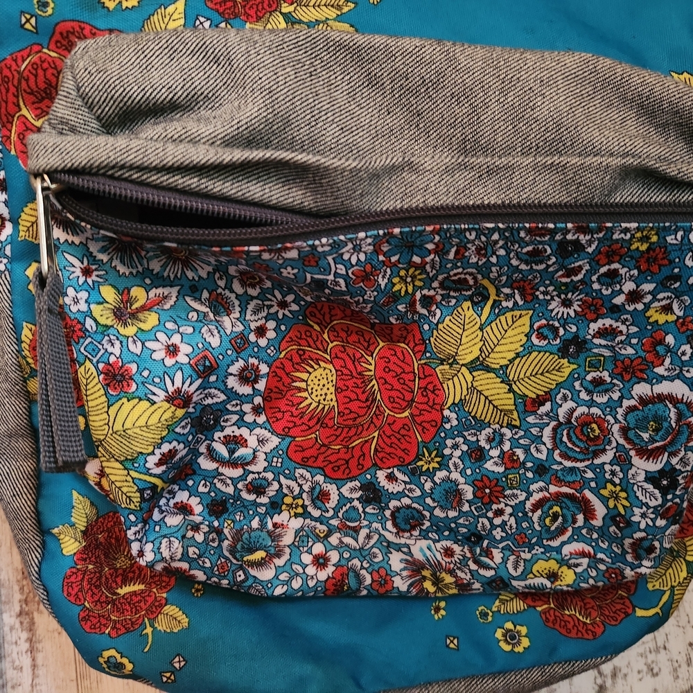 Jansport Floral Blue and Yellow Backpack - Picture 7 of 10